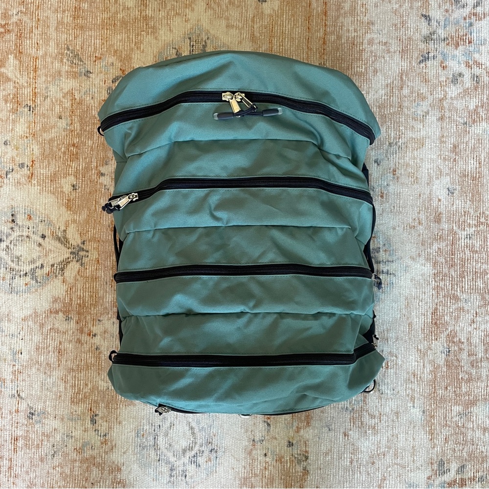 TOBIQ The Tiny 30L Washable Duffel in Saguaro